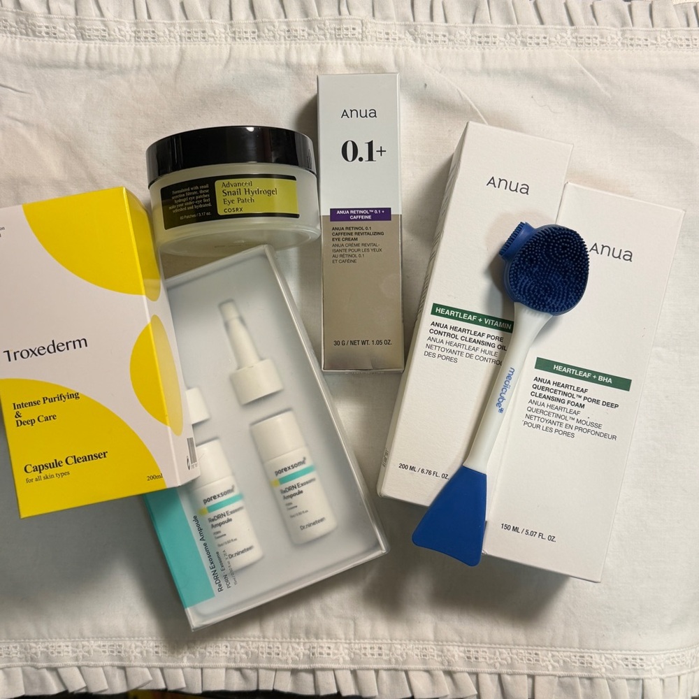Korean skincare set of 7 products